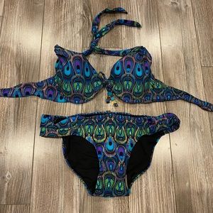 La Vie En Rose (Aqua) Peacock Pattern Two-piece Swimsuit (Size M)